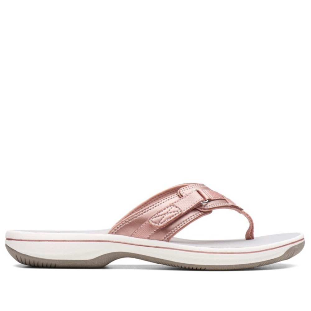 Clarks flip flops